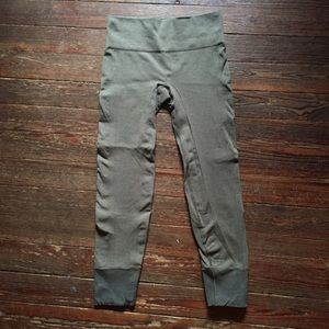 Lululemon Ebb to Street size 8