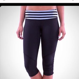 Lulu Lemon Back on Track crops