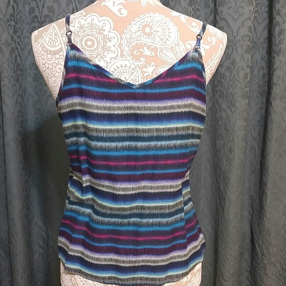 Multiple colors top - Picture 2 of 2