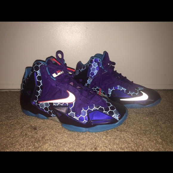Lebron 11 - Picture 1 of 4