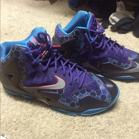 Lebron 11 - Picture 2 of 4