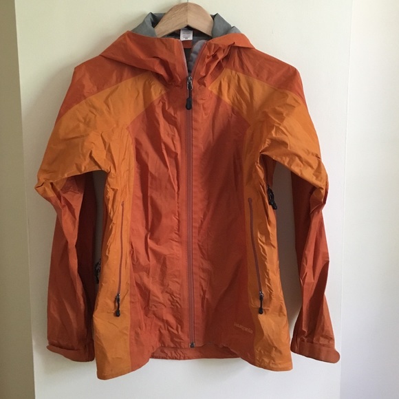 Patagonia waterproof raincoat XS