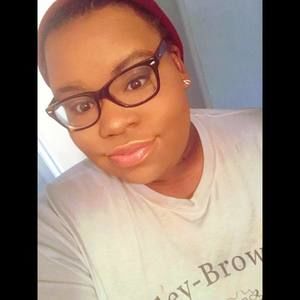 Meet your Posher, Janae