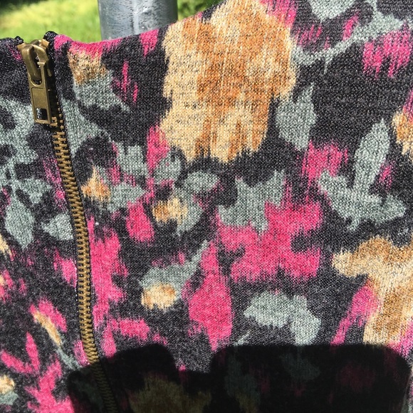 Lined skater dress in jewel tones. - Picture 4 of 4