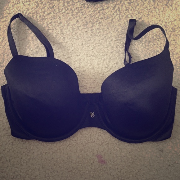 VICTORIAS SECRET DEMI BRA - Picture 1 of 3