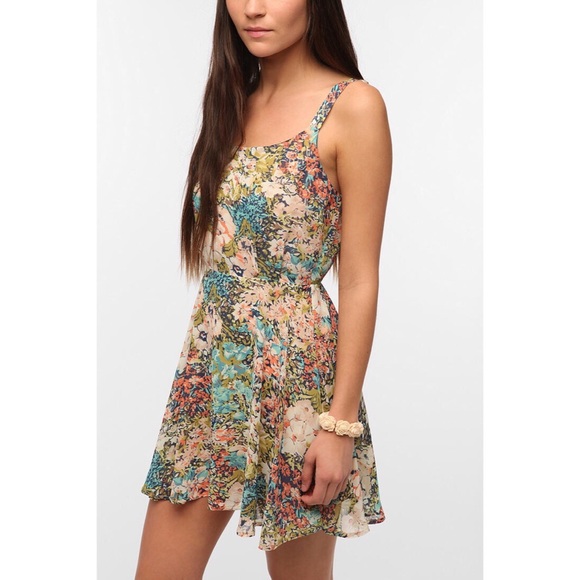 ⭐️SALE⭐️Lucca Couture Fit & Flare Chiffon Mini - Picture 2 of 4