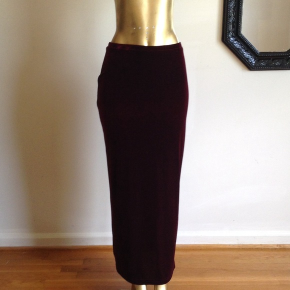 🌹BURGUNDY LONG MAXI SKIRT🌹 - Picture 2 of 4