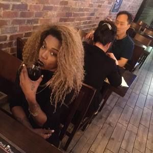 Meet your Posher, Tashara