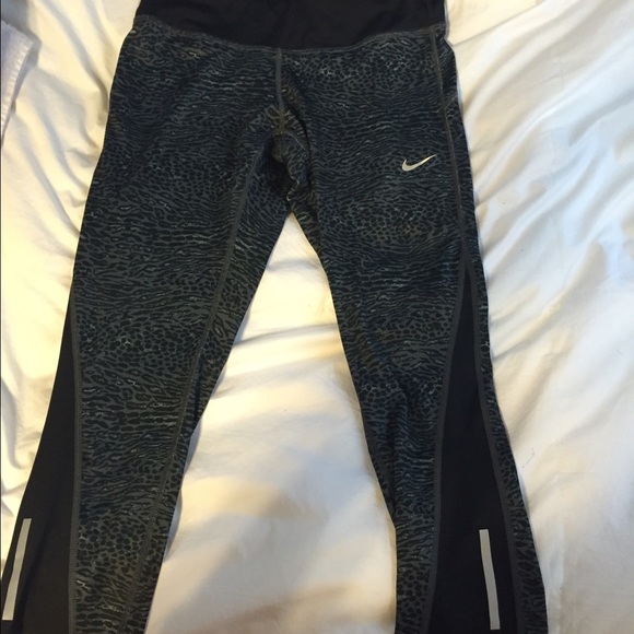 Nike leggings