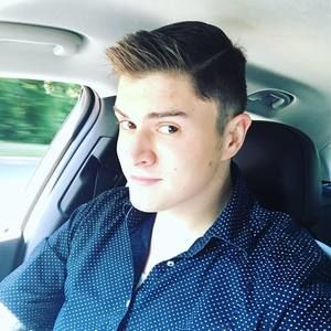 Meet your Posher, Shane