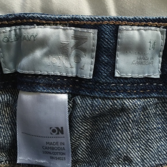 Capris - Picture 2 of 3