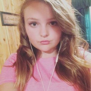 Meet your Posher, Olivia