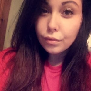 Meet your Posher, Adriana