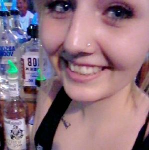 Meet your Posher, Briana