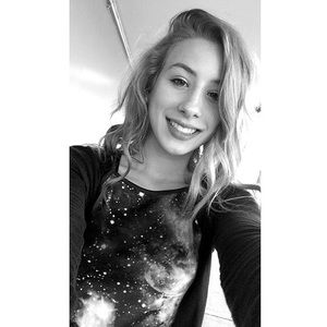 Meet your Posher, Zoe