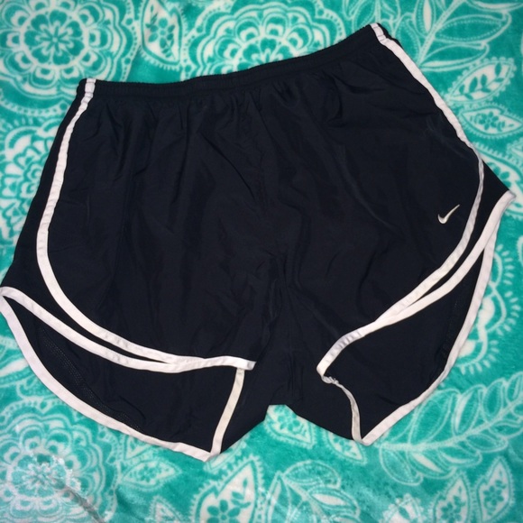 Black Nike Tempo shorts