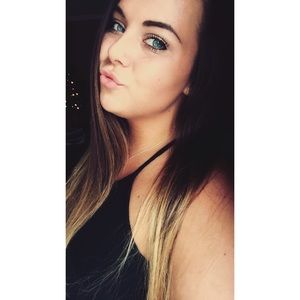 Meet your Posher, Steph