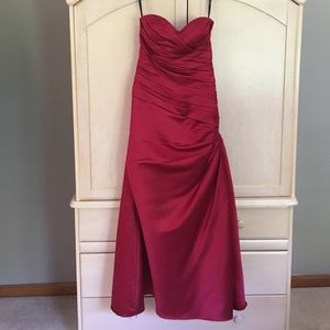Red Bridesmaid & Evening Gown
