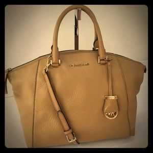 Michael Kors Lg Riley Satchel - Peanut Color