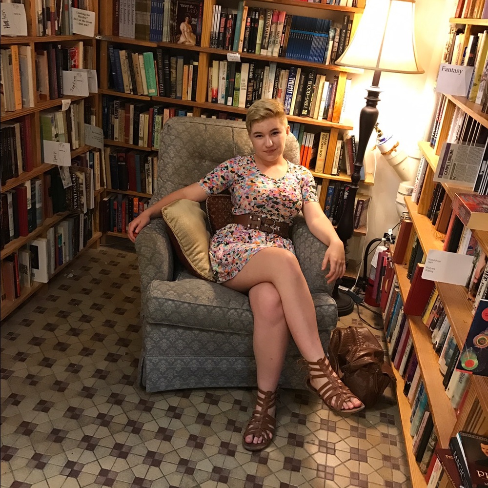 Meet your Posher, Emma