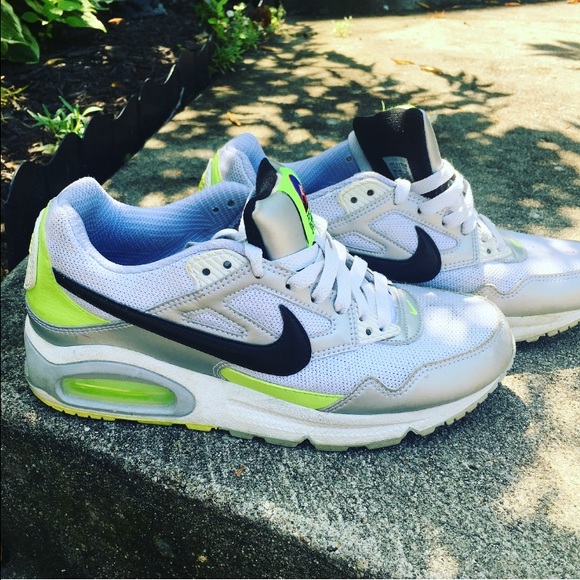 Nike AirMax lime green