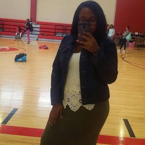 Meet your Posher, Gion