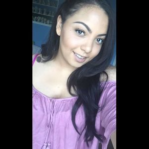 Meet your Posher, Marielle