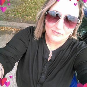 Meet your Posher, Marie