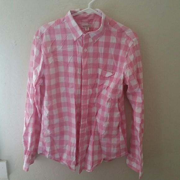 Long sleeve plaid shirt