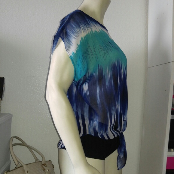 🌻Sheer Top Extended Sleeves🌻 - Picture 2 of 4