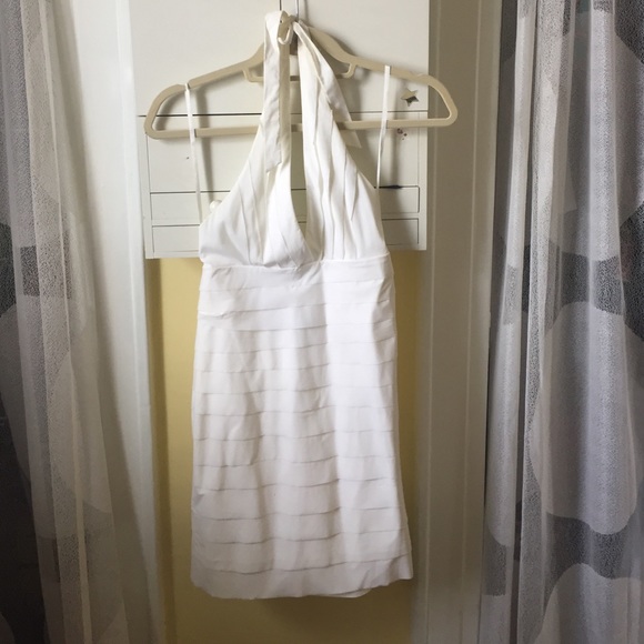 White halter dress - Picture 1 of 4