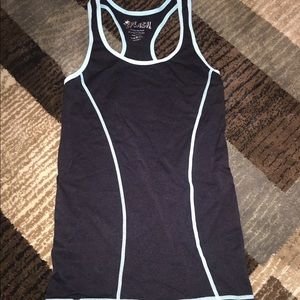Workout tank