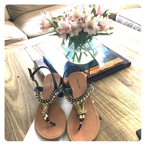 Zigisoho gold chain Sandals  •perfect condition•
