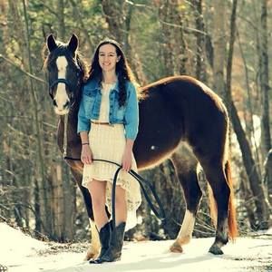 Meet your Posher, Maria