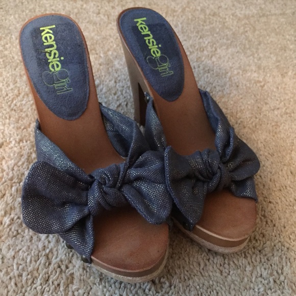 Sling back sandal high heels