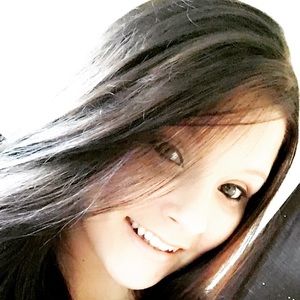 Meet your Posher, Daniela