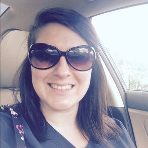 Meet your Posher, Liliana