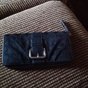 Coach Black Op art C Ziparound Accordion Wallet