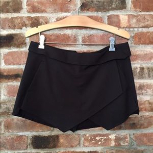 ZARA - Original Skort - Black - sz M.