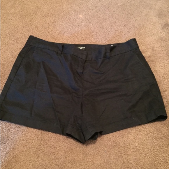 Shorts LOFT size 12