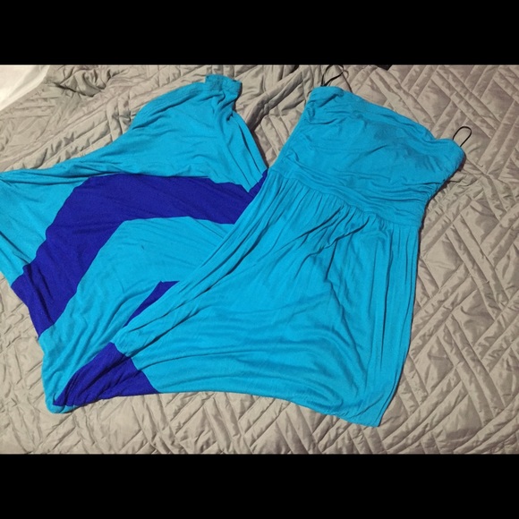 Blue with chevron bottom maxi dress size M