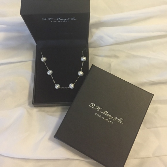 Pearl Necklace