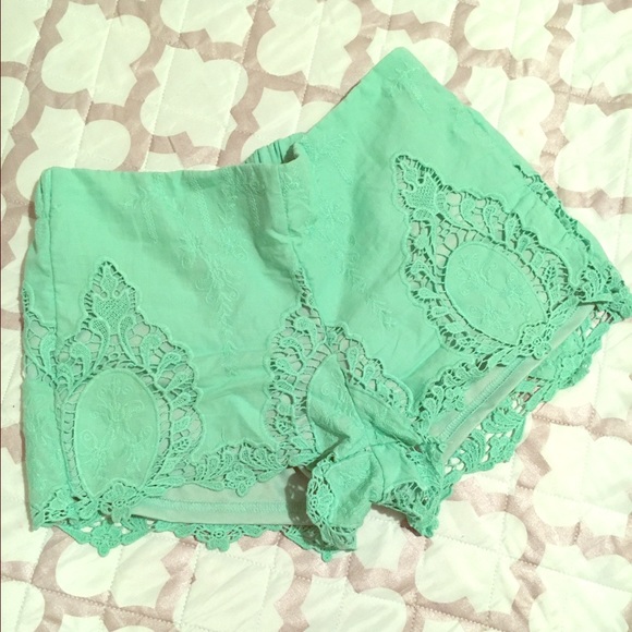 Lace detail shorts