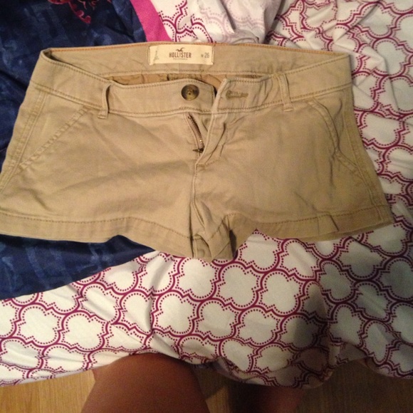 Tan hollister casual shorts