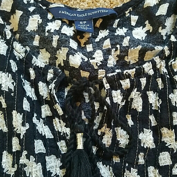 Adorable AE Patterned Tank - Picture 3 of 3