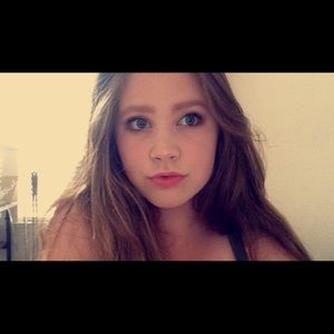 Meet your Posher, Libby