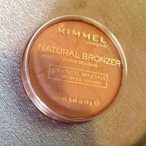 Rimmel London Natural bronzer
