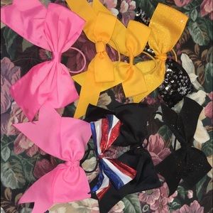 8 cheer bows for sale! (Black, black/gold, pink)