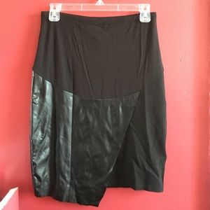 Black H&M maternity leather skirt NWT