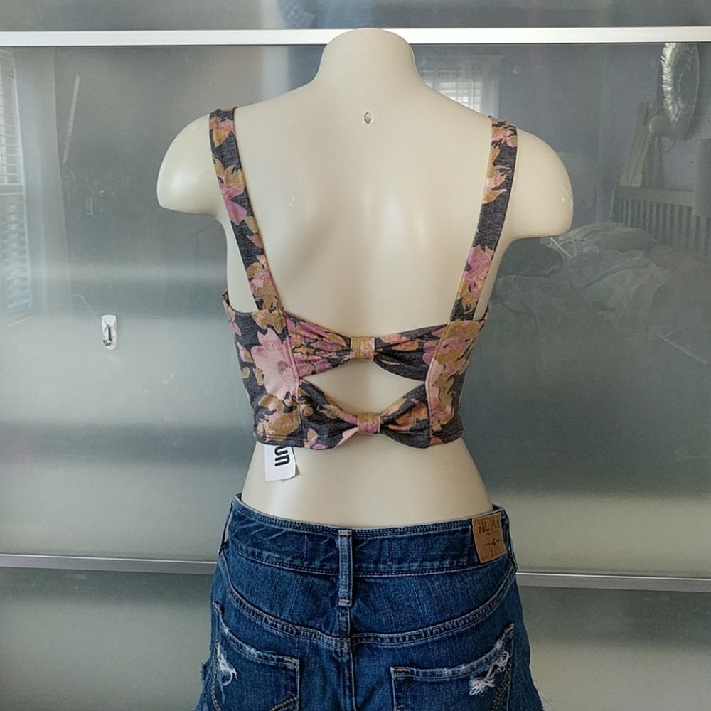 Crop top - Picture 3 of 5